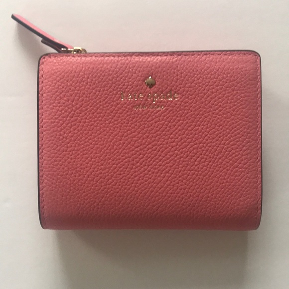 kate spade Handbags - NEW♣️KATE SPADE♣️WALLET